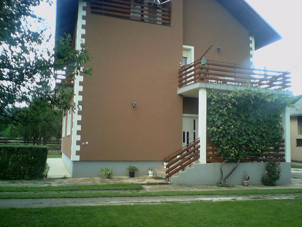 Gacka Rooms Vrhovine Стая снимка