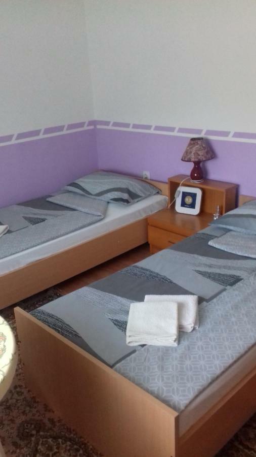 Gacka Rooms Vrhovine Екстериор снимка
