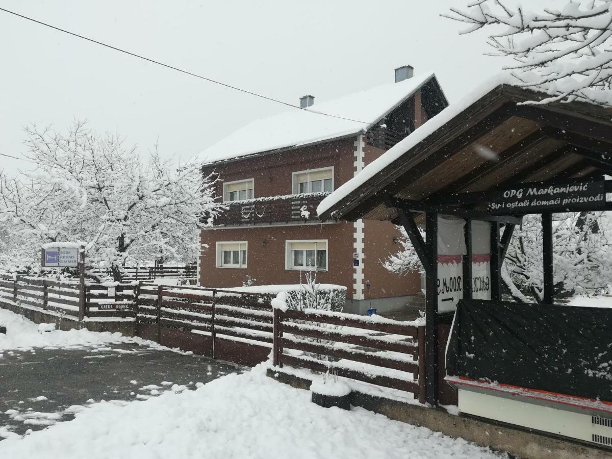 Gacka Rooms Vrhovine Екстериор снимка