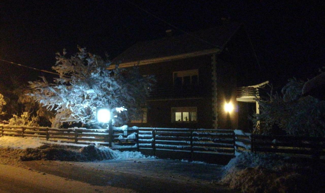 Gacka Rooms Vrhovine Екстериор снимка
