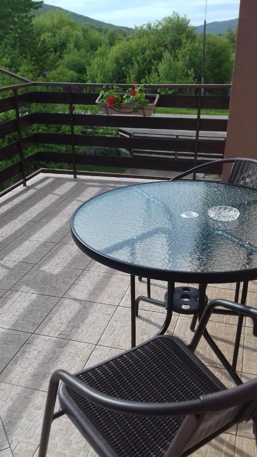 Gacka Rooms Vrhovine Екстериор снимка